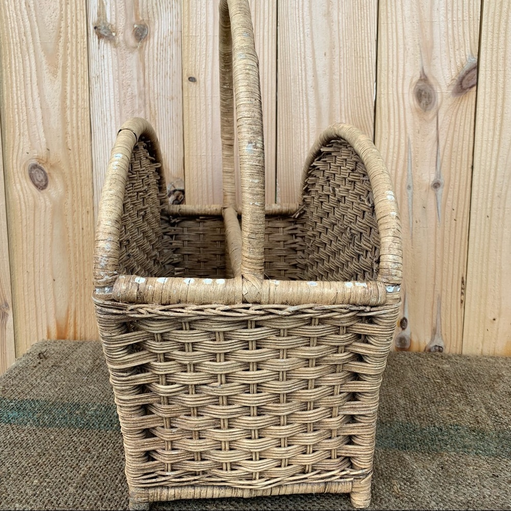 Vintage Rattan Wicker Magazine Rack Basket - Picture 5 of 7